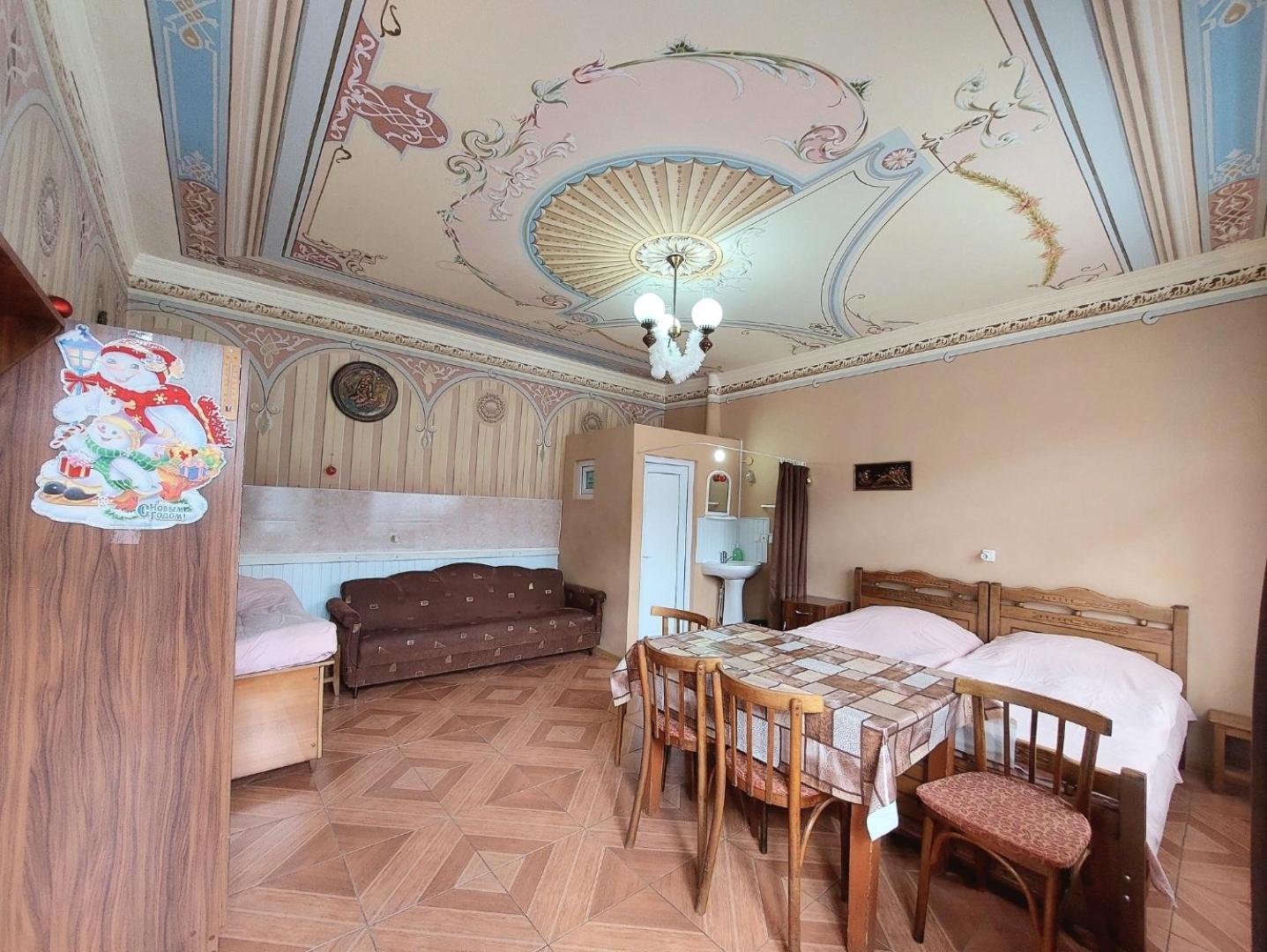 Alex Hotel Borjomi Luaran gambar